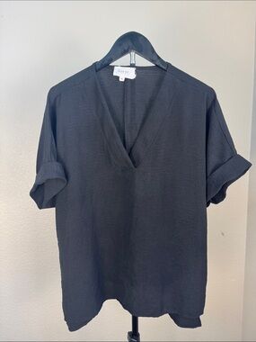 Korye Black V-Neck Short Sleeve Blouse